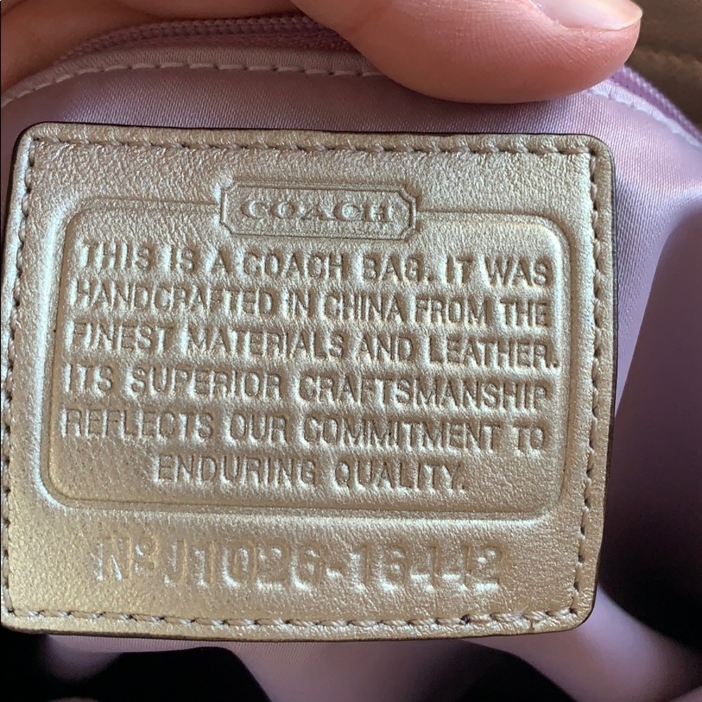 Handbag - Picture 3 of 4
